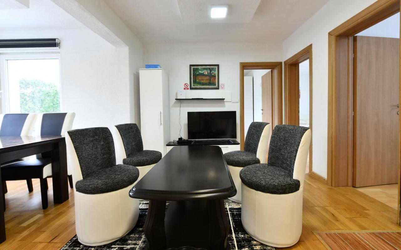 Lora Apartment ราโควิซา ภายนอก รูปภาพ