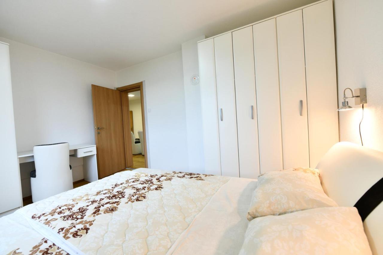 Lora Apartment ราโควิซา ภายนอก รูปภาพ