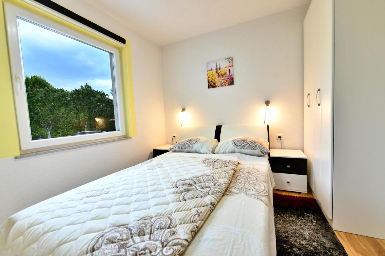 Lora Apartment ราโควิซา ภายนอก รูปภาพ
