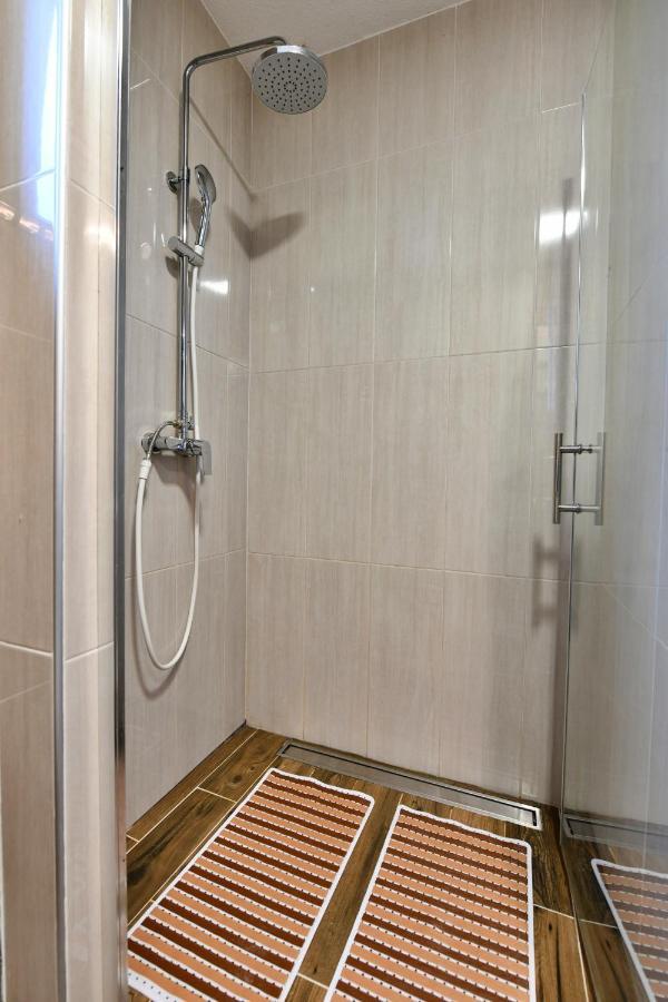 Lora Apartment ราโควิซา ภายนอก รูปภาพ