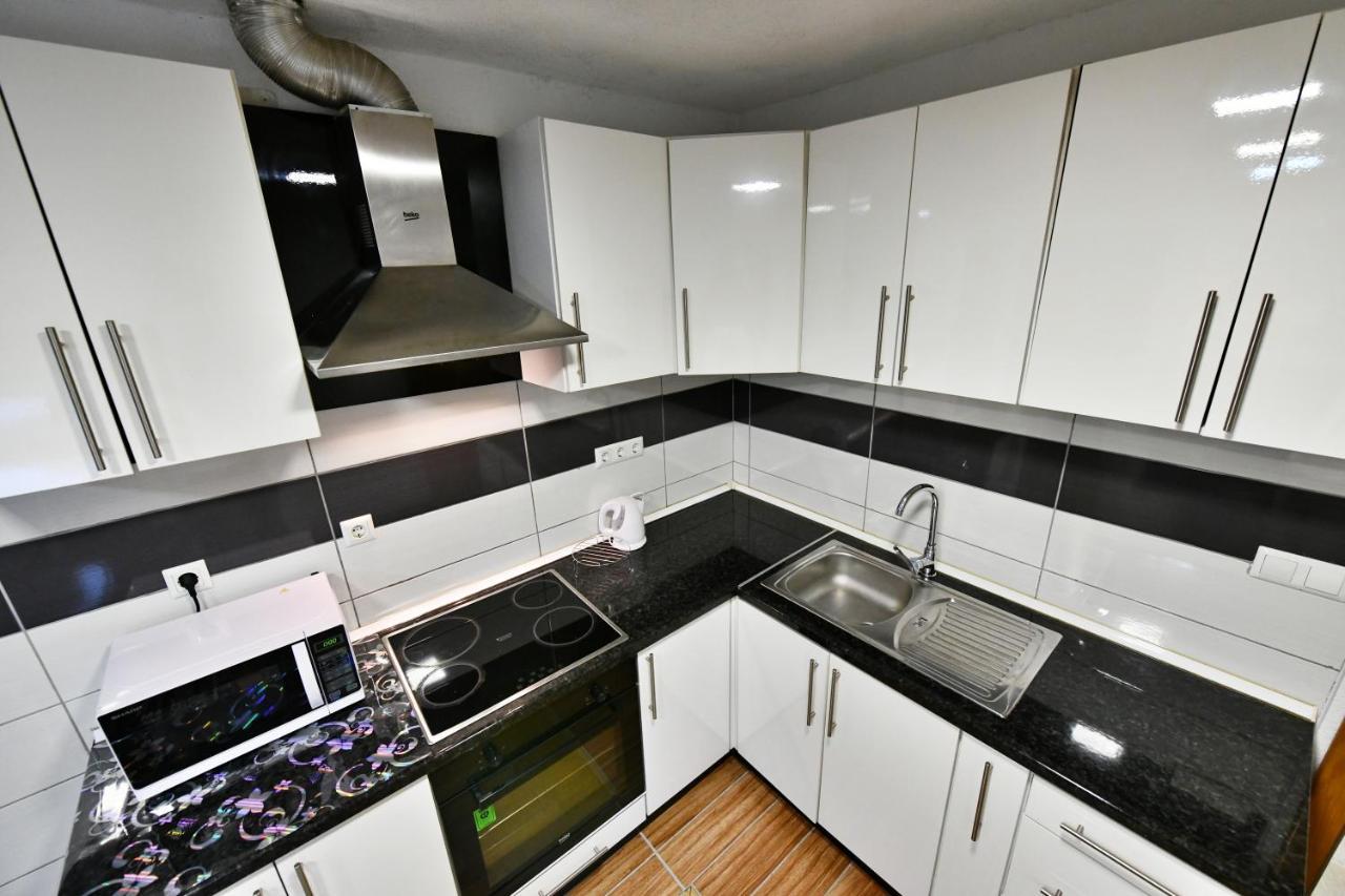 Lora Apartment ราโควิซา ภายนอก รูปภาพ